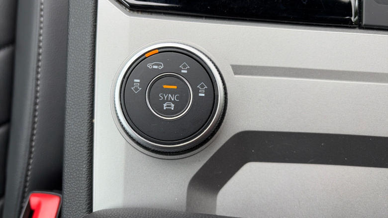 Volkswagen Touareg 3.0 V6 TDI 4Motion Black Edition 5dr Tip Auto Diesel Estate